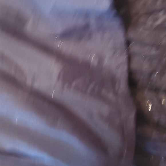 Elegant Black Skirt with Sequin Details - Picture 8 of 10